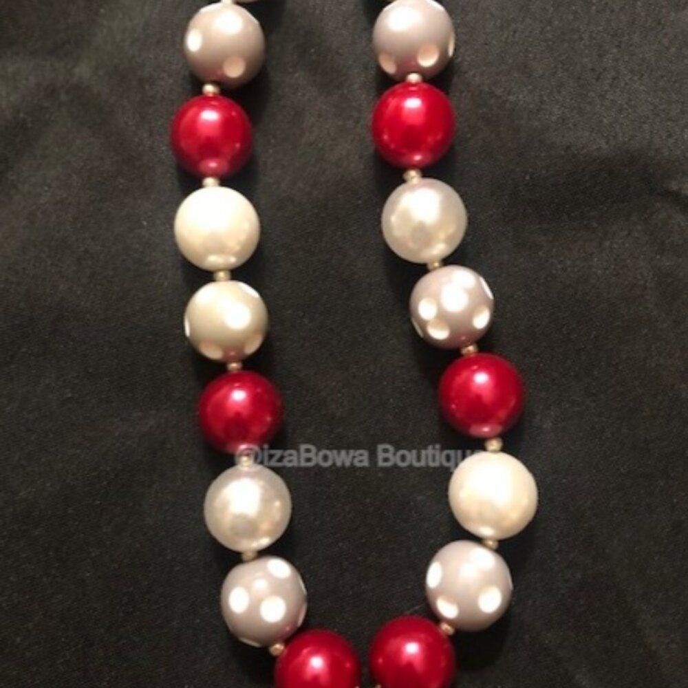 Grey Polka Dot, Red & White Chunky Bead Necklace NK1249 Handmade NWT Boutique - Picture 1 of 1